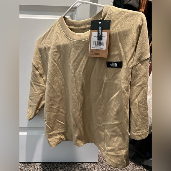 The North Face Short Sleeve Heavyweight Tee Khaki Stone Size Medium NWT - Picture 2 of 4